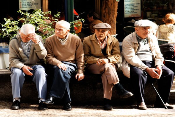 Dân cư Châu Âu đang già đi